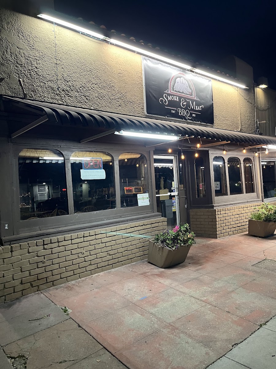 Smoke & Meat Bbq